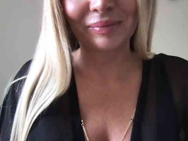 chloebelle webcam