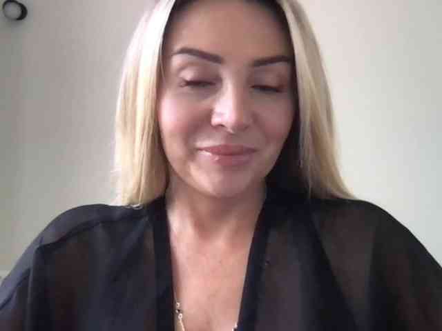 chloebelle webcam