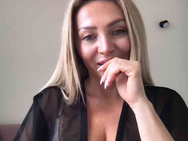 chloebelle webcam