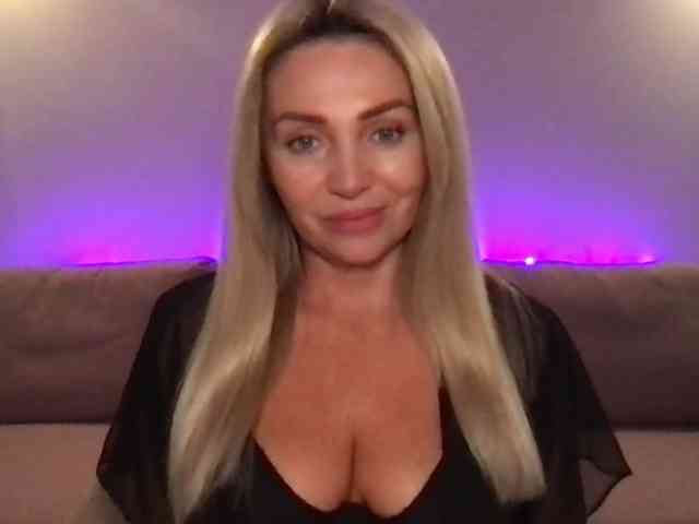chloebelle
