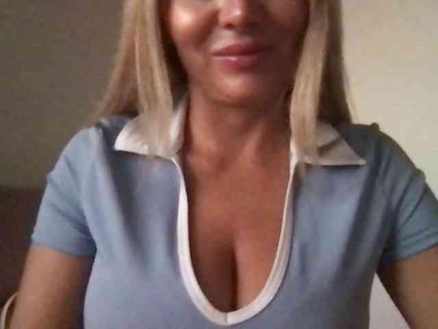chloebelle webcam