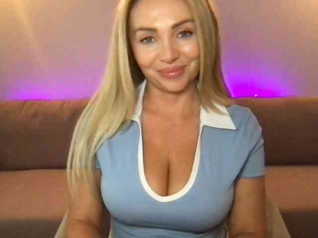 chloebelle webcam