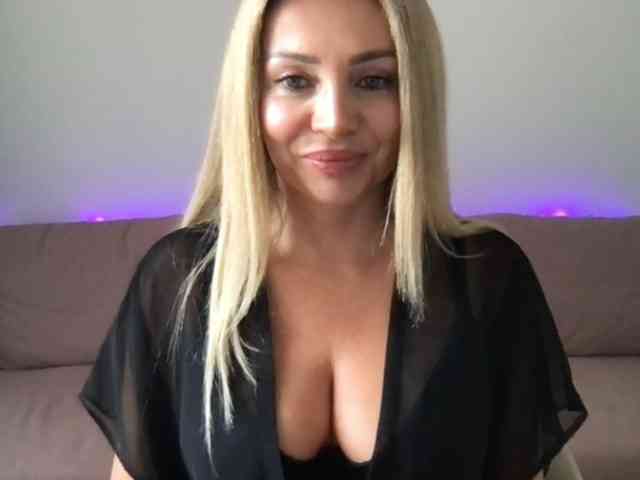 chloebelle webcam