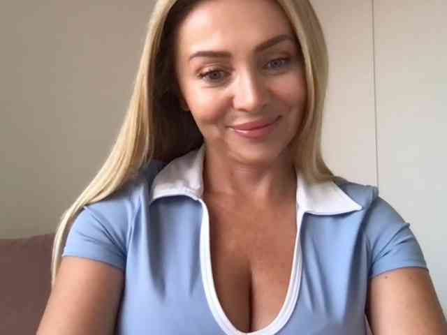 chloebelle