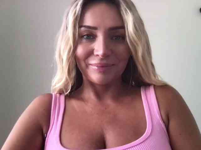 chloebelle