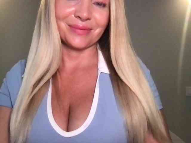 chloebelle webcam