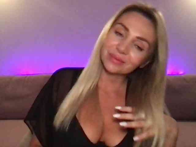 chloebelle webcam