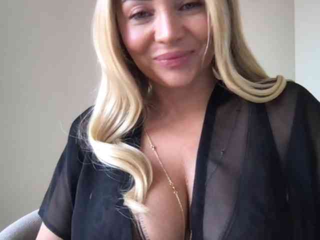 chloebelle webcam
