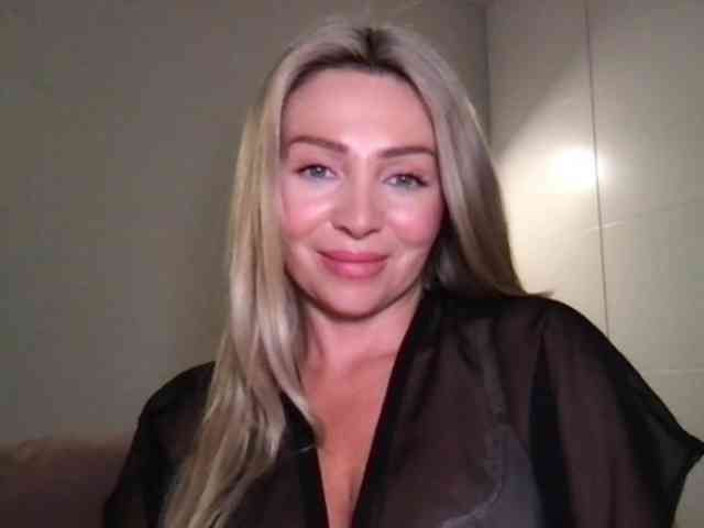 chloebelle webcam