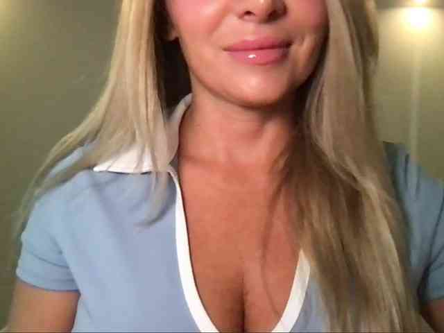 chloebelle webcam