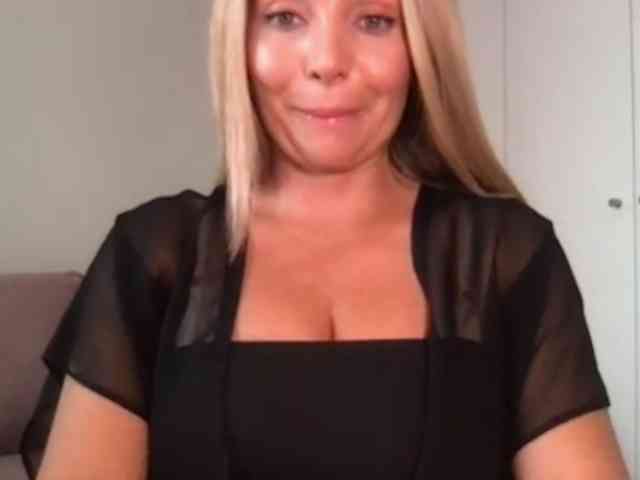 chloebelle webcam