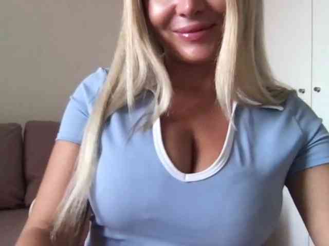 chloebelle webcam