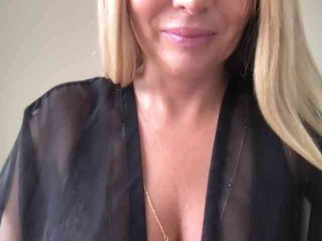 chloebelle webcam