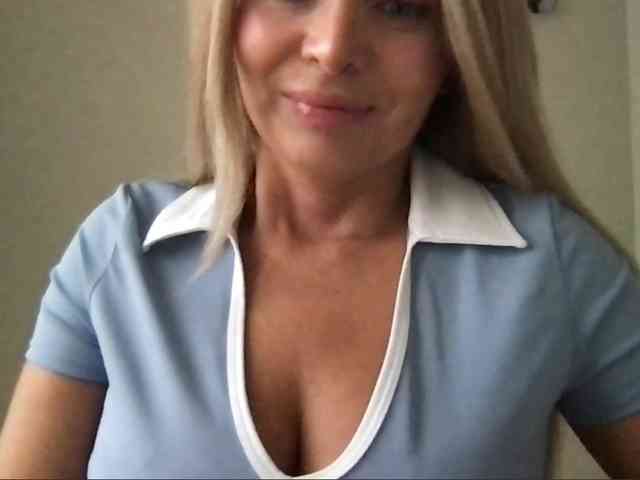 chloebelle webcam