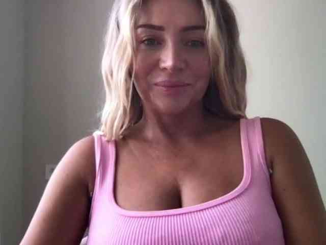 chloebelle