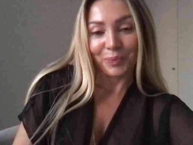 chloebelle webcam