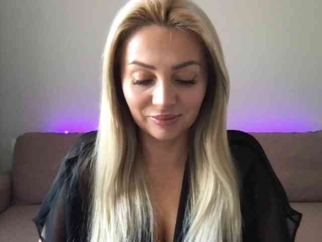 chloebelle webcam