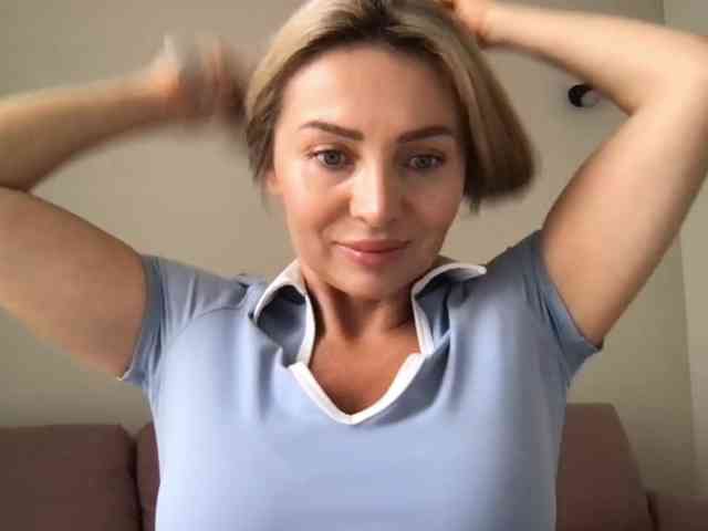chloebelle webcam