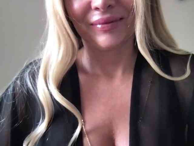 chloebelle webcam