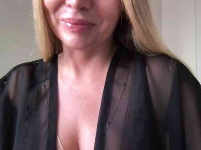 chloebelle webcam