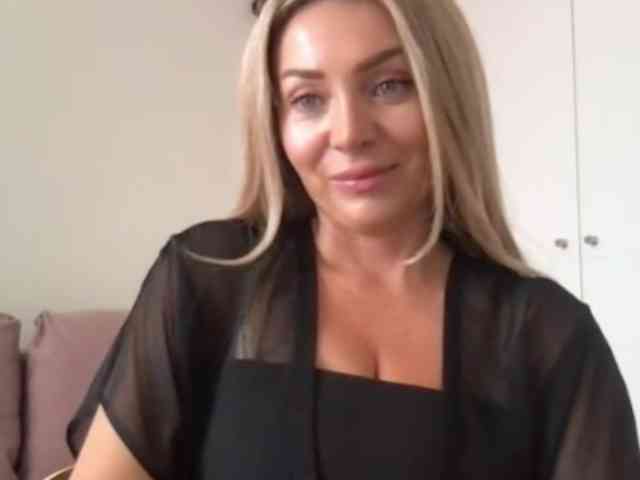 chloebelle webcam