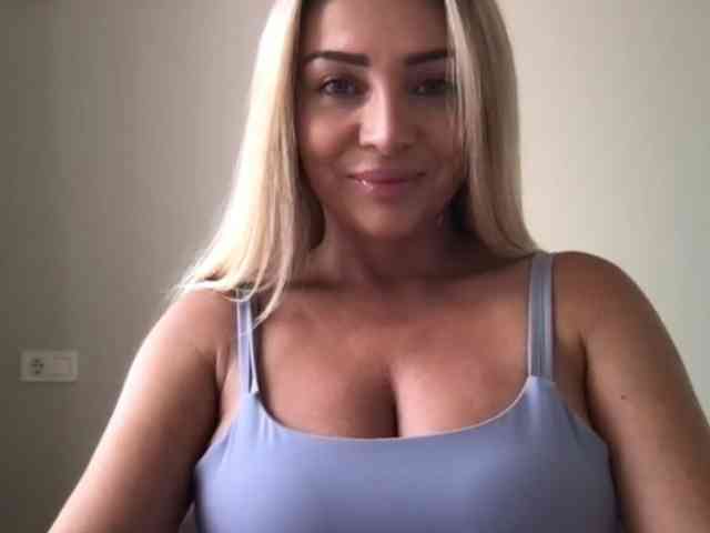 chloebelle
