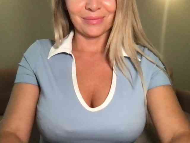 chloebelle webcam