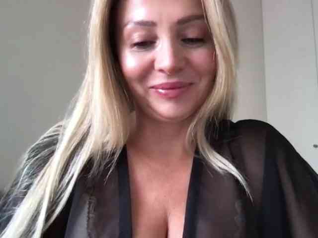 chloebelle webcam