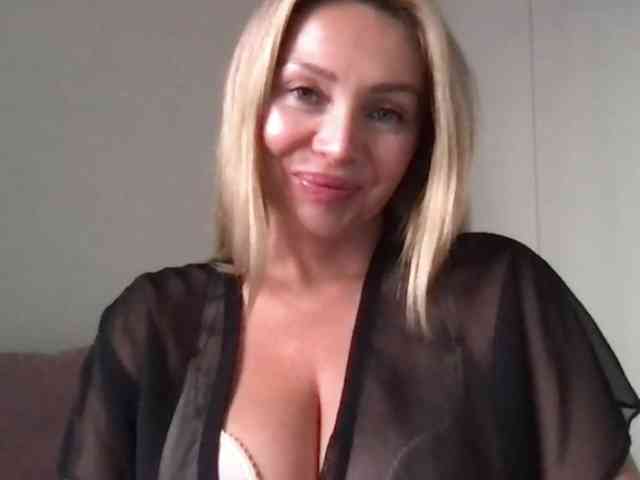 chloebelle webcam