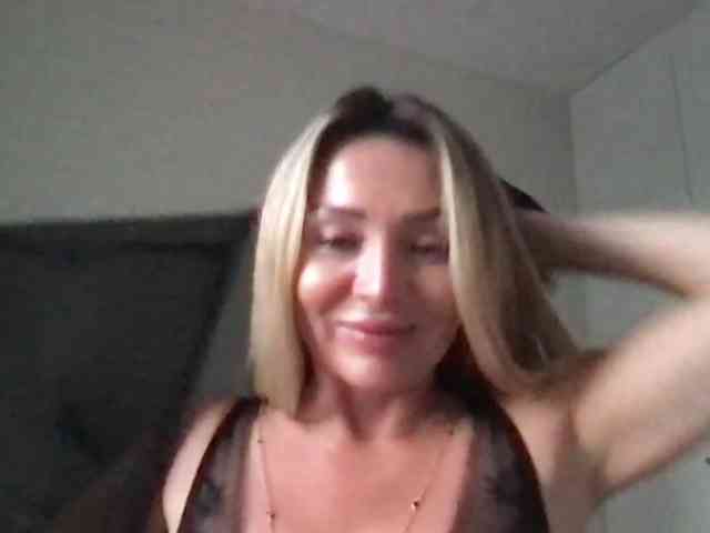chloebelle webcam
