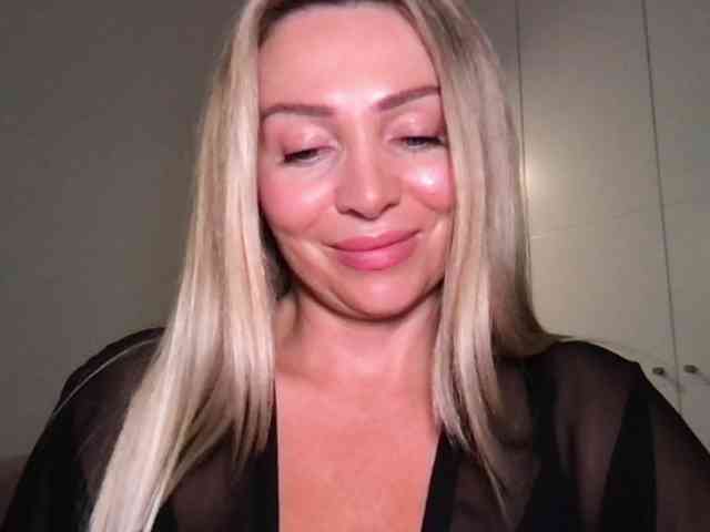 chloebelle webcam