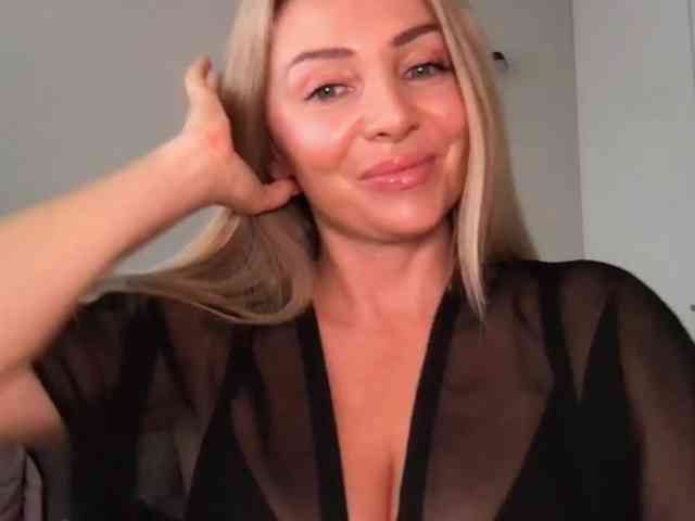 chloebelle webcam