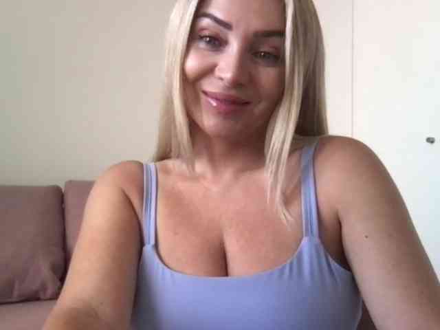 chloebelle webcam