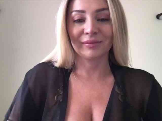 chloebelle webcam