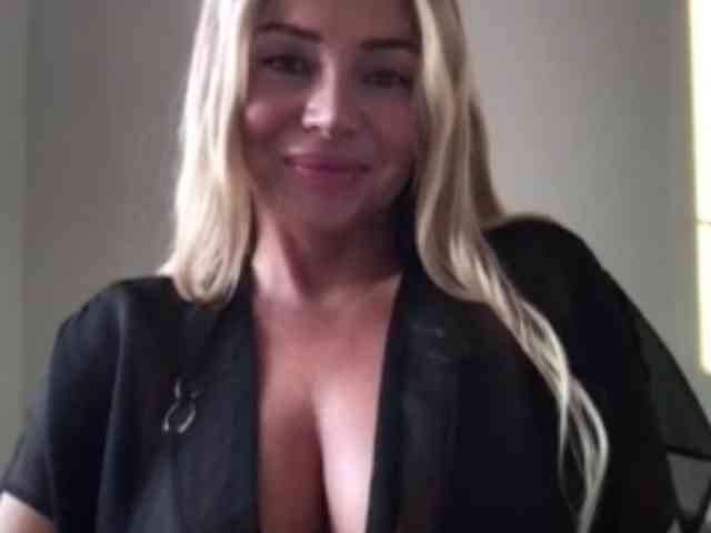 chloebelle webcam