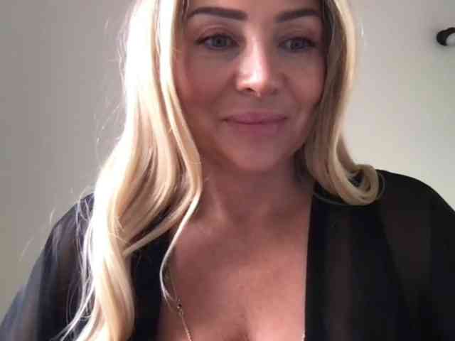 chloebelle webcam