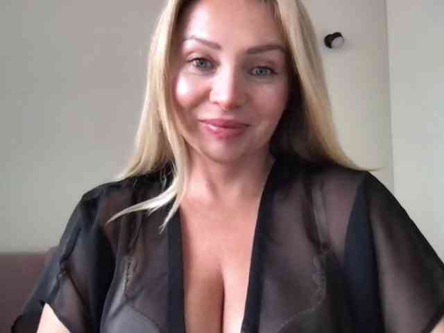 chloebelle webcam