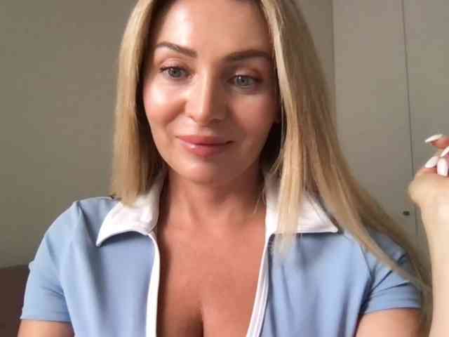 chloebelle webcam