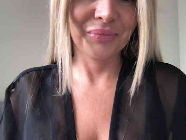chloebelle webcam