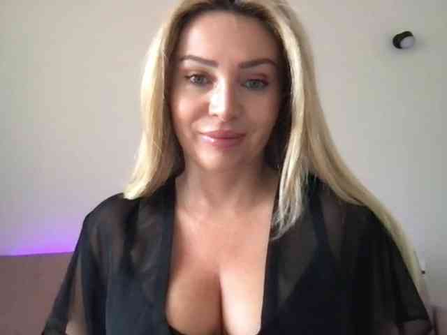 chloebelle