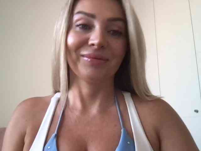 chloebelle webcam