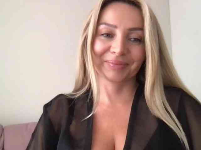 chloebelle webcam