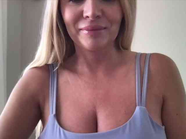 chloebelle