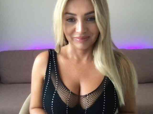 chloebelle