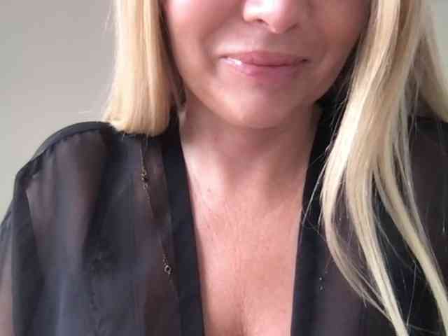 chloebelle webcam