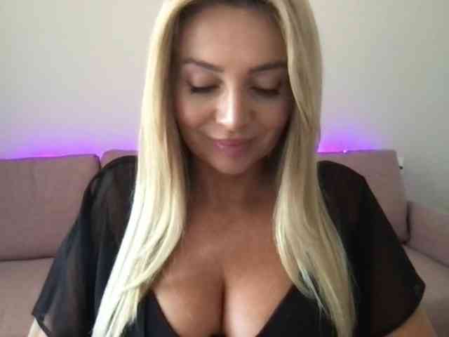 chloebelle