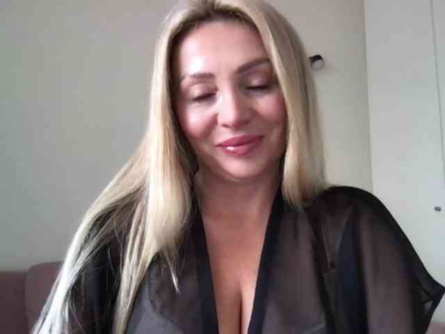 chloebelle webcam