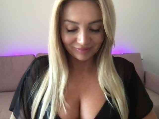 chloebelle