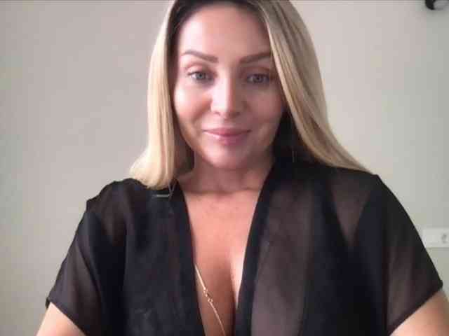 chloebelle webcam