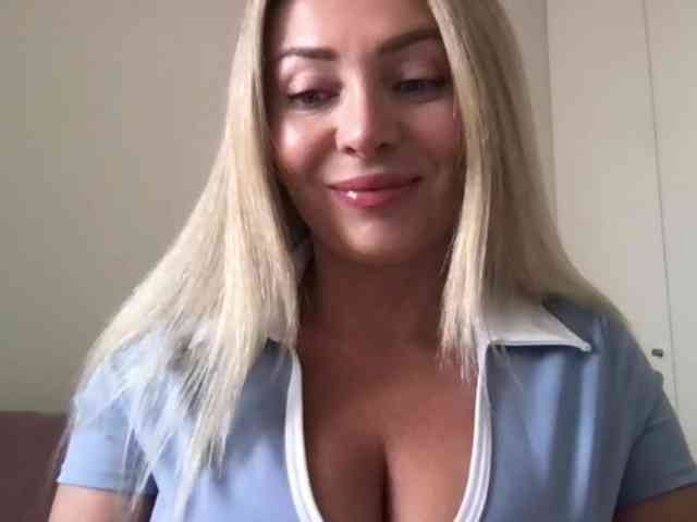 chloebelle webcam